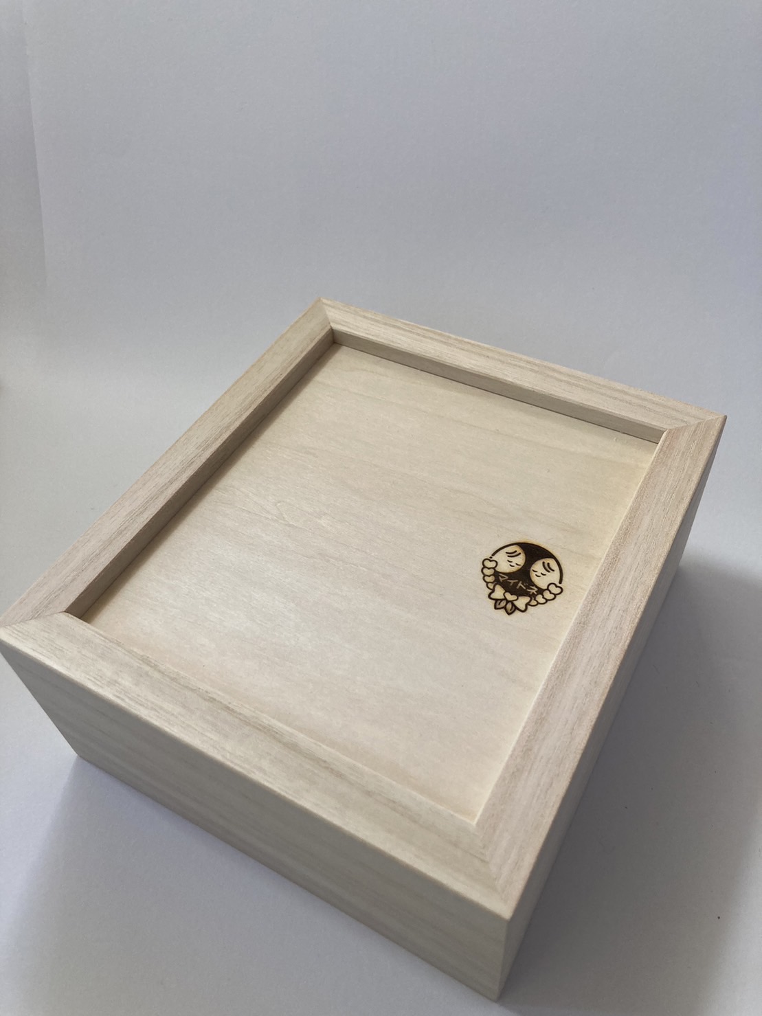 mybox005